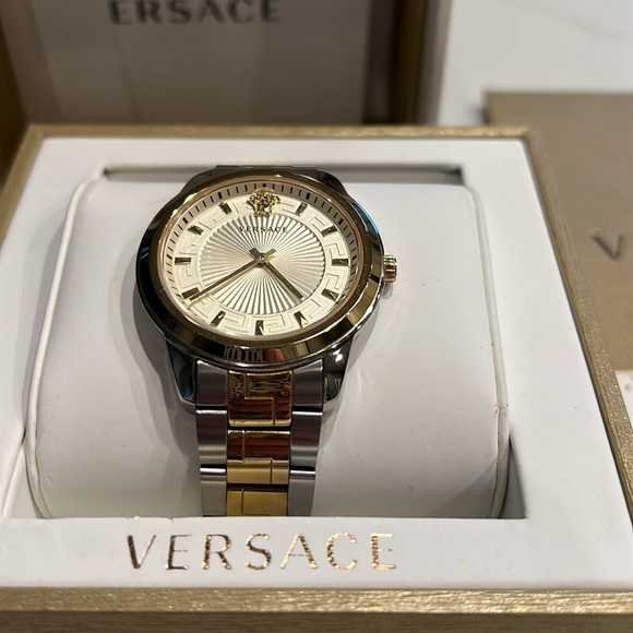Versace ladies watch two tone gold and silver - Picture 2 of 7